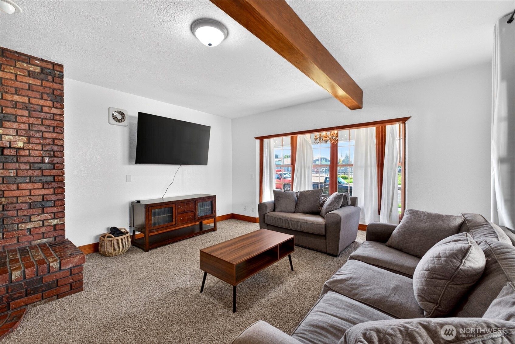 1507 Mason Street , Sumner, WA 98390