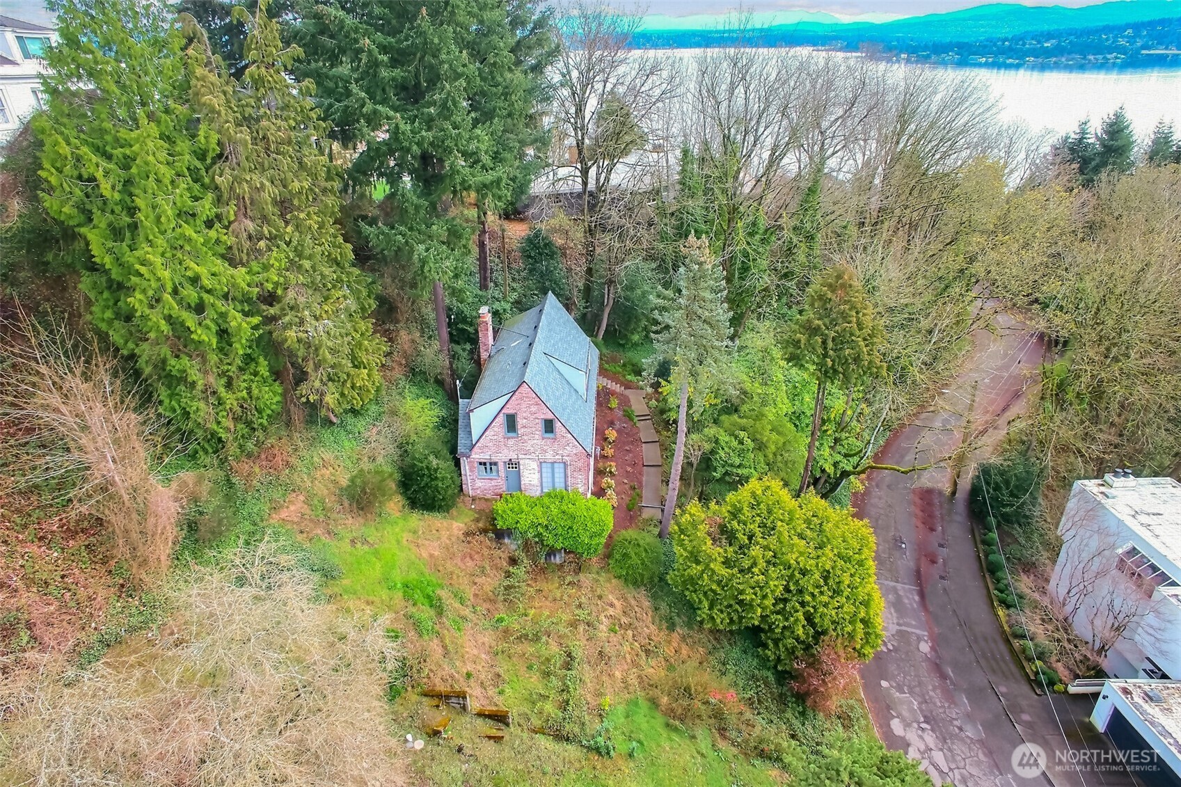 3502 E Terrace Street , Seattle, WA 98122