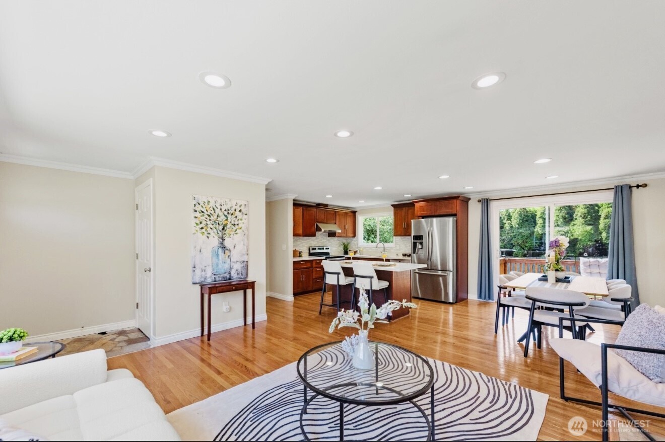 14409 83rd Avenue NE, Kirkland, WA 98034