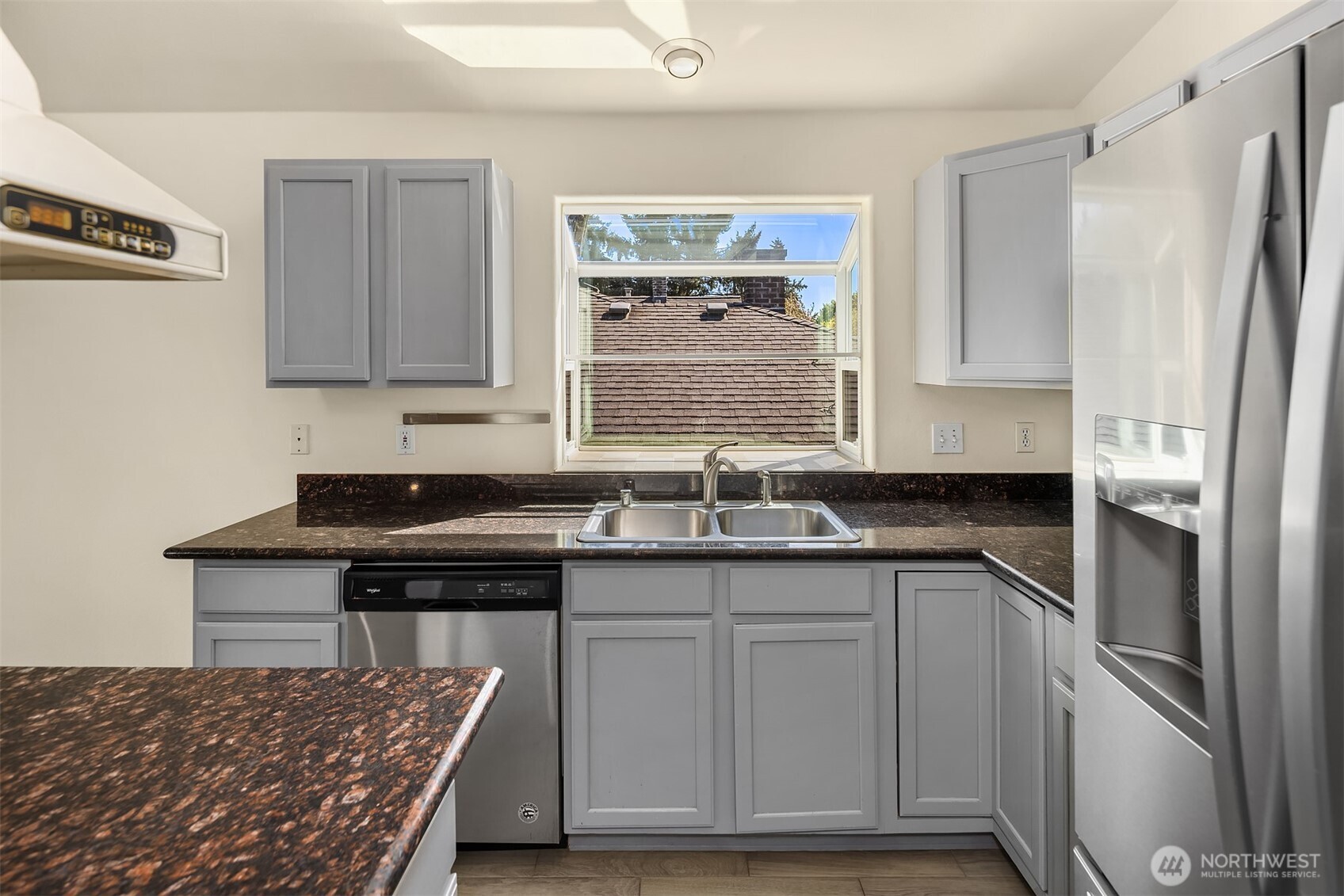 6627 Ellis Avenue S, Seattle, WA 98108