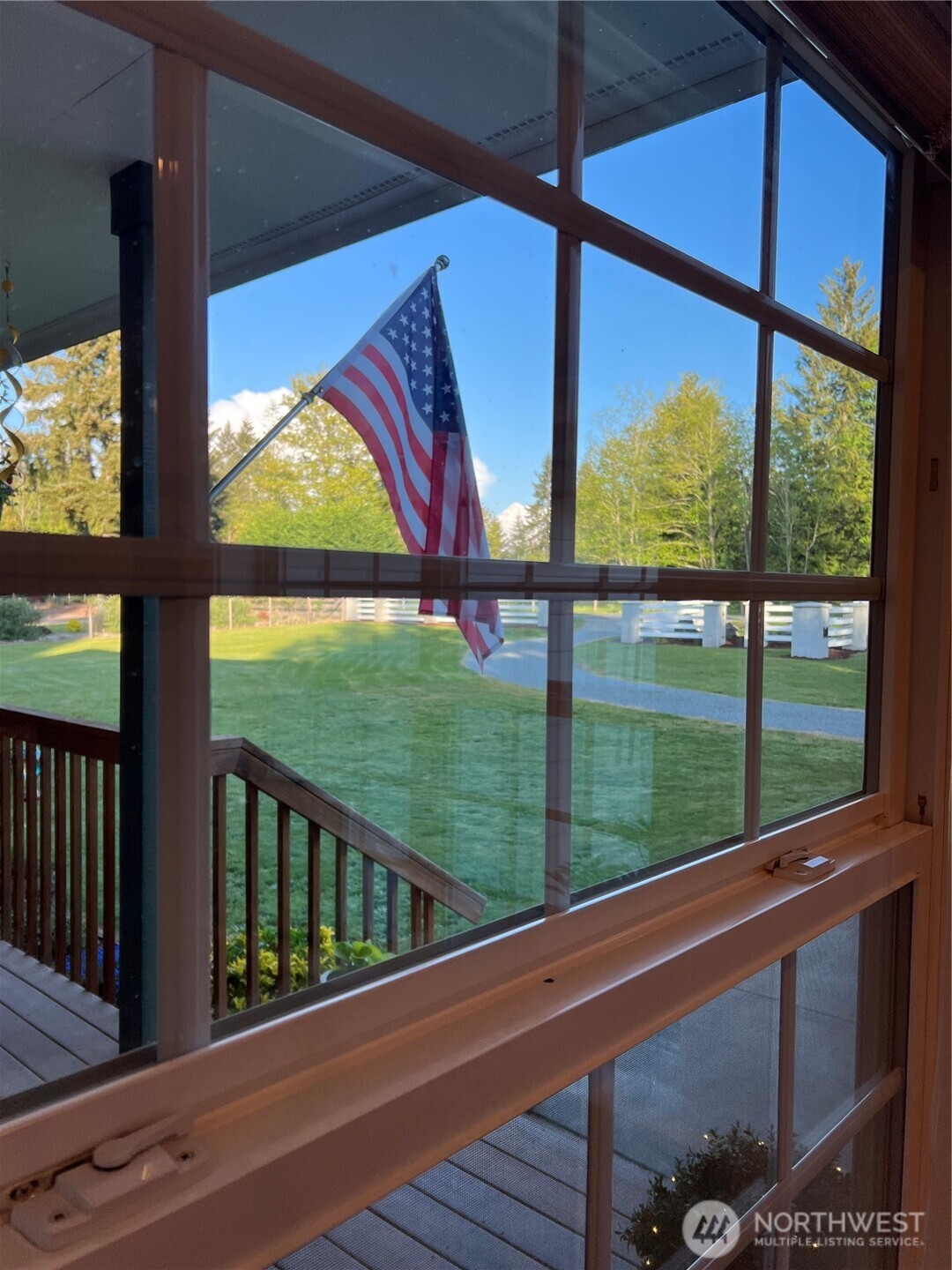 12811 Kapowsin Highlands Drive E, Graham, WA 98338