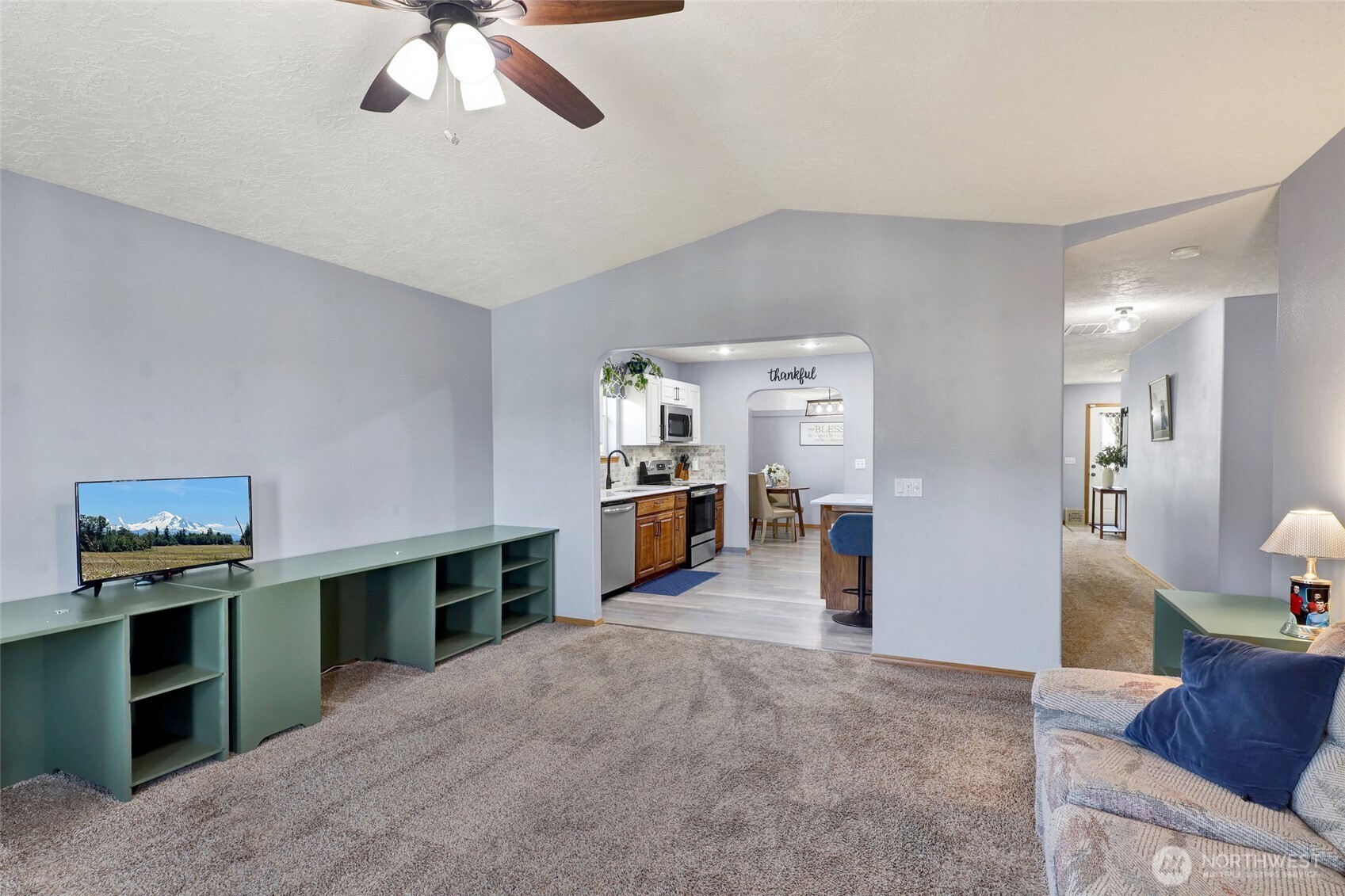 14 Canary Court , Longview, WA 98632