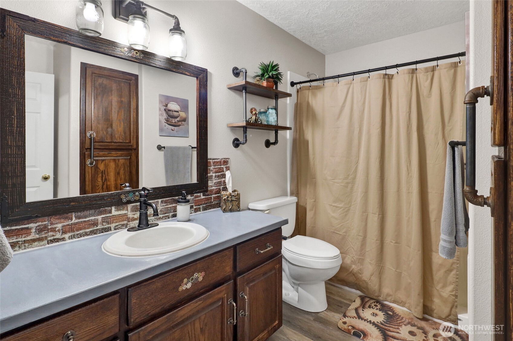 14 Canary Court , Longview, WA 98632