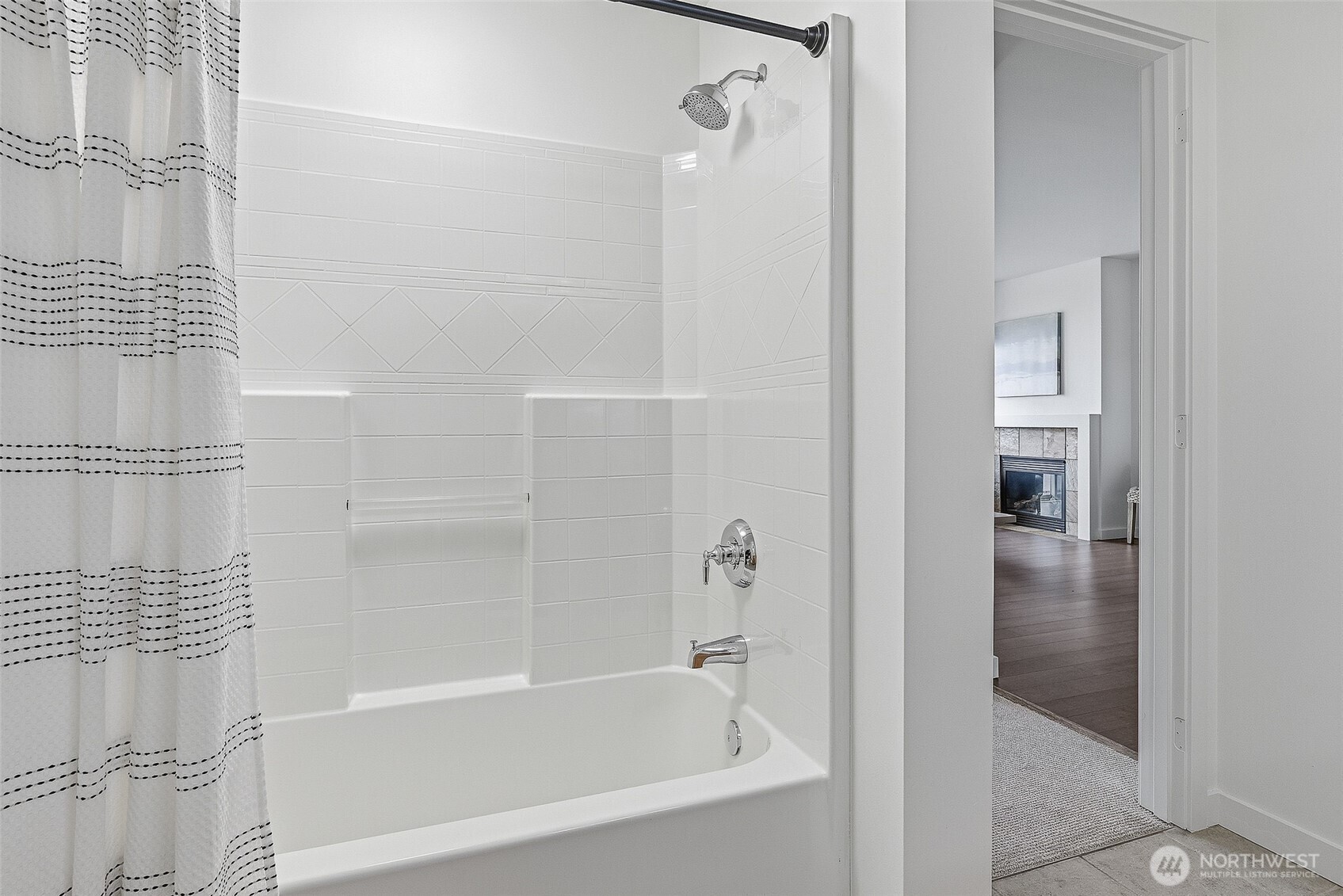 2607 Western Avenue #552, Seattle, WA 98121