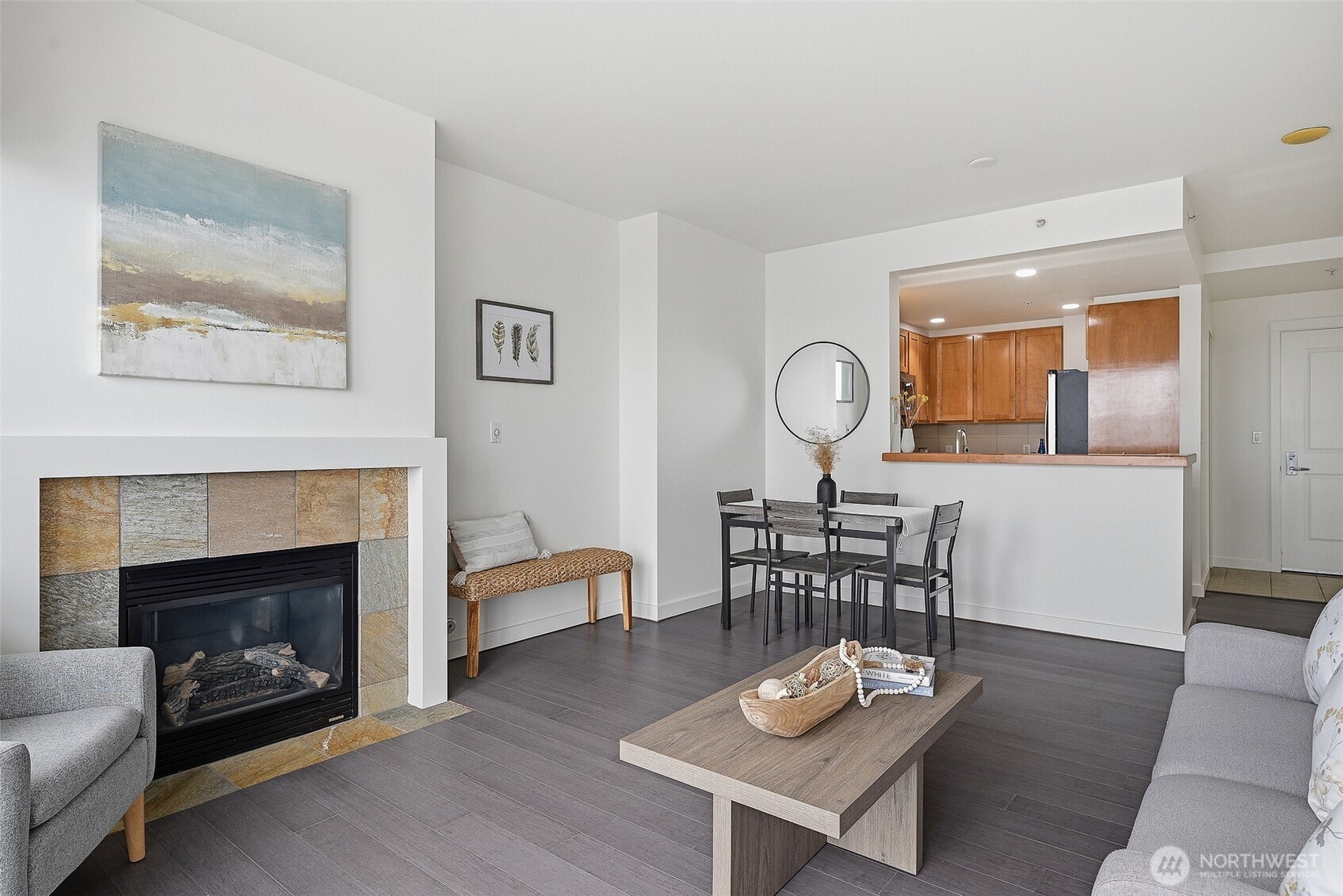 2607 Western Avenue #552, Seattle, WA 98121