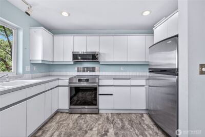 1704 Skyline Drive , Wenatchee, WA 98801 - Photo 12