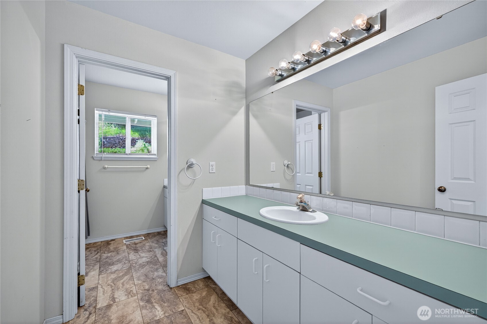 1704 Skyline Drive , Wenatchee, WA 98801