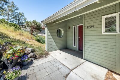 1704 Skyline Drive , Wenatchee, WA 98801 - Photo 4