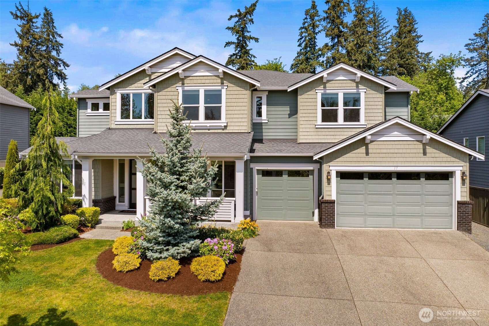 17 242nd Street SE, Bothell, WA 98021