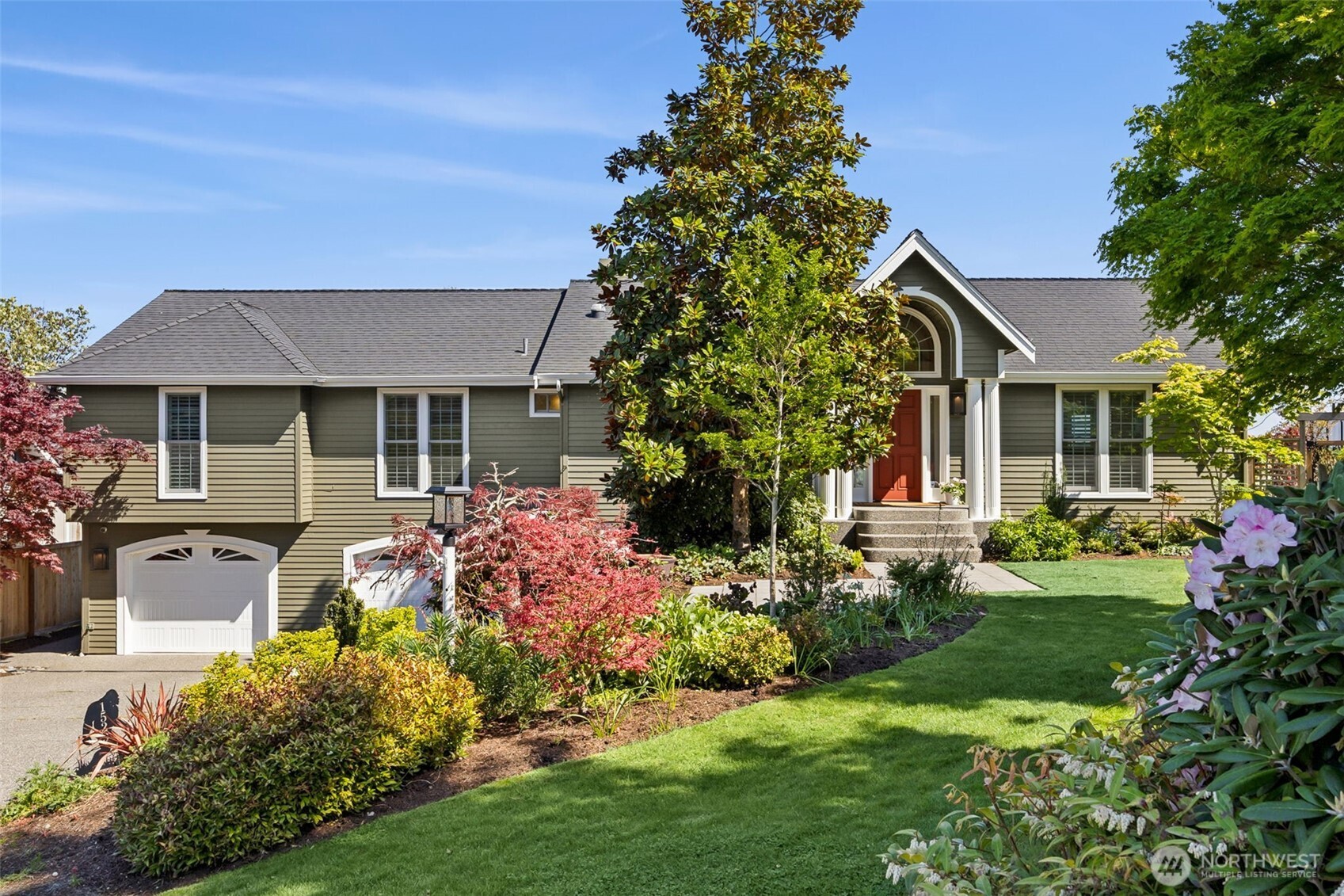 1529 13th Court , Fox Island, WA 98333