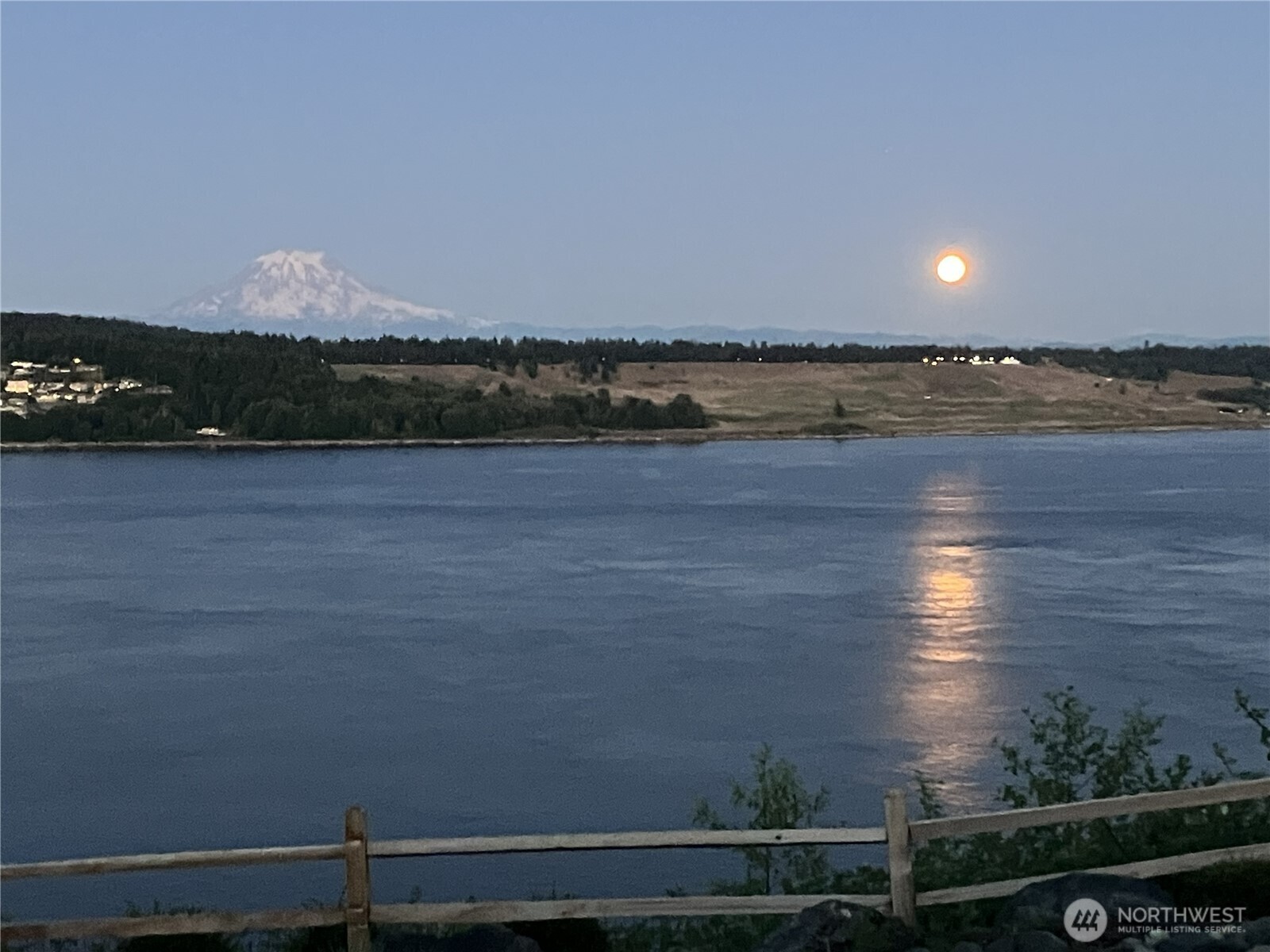 1529 13th Court , Fox Island, WA 98333
