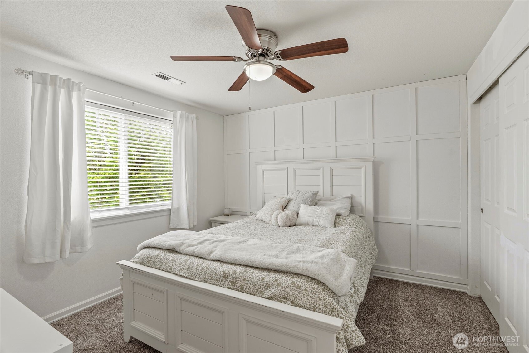 1826 Island Drive , Longview, WA 98632