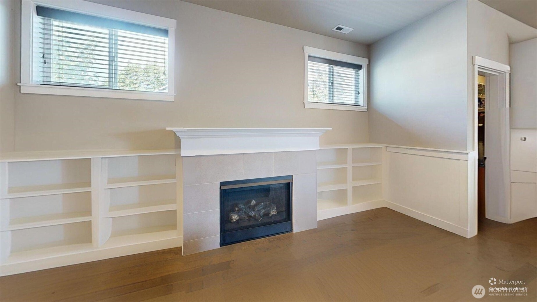 1115 NE Sockeye Court , Bremerton, WA 98311