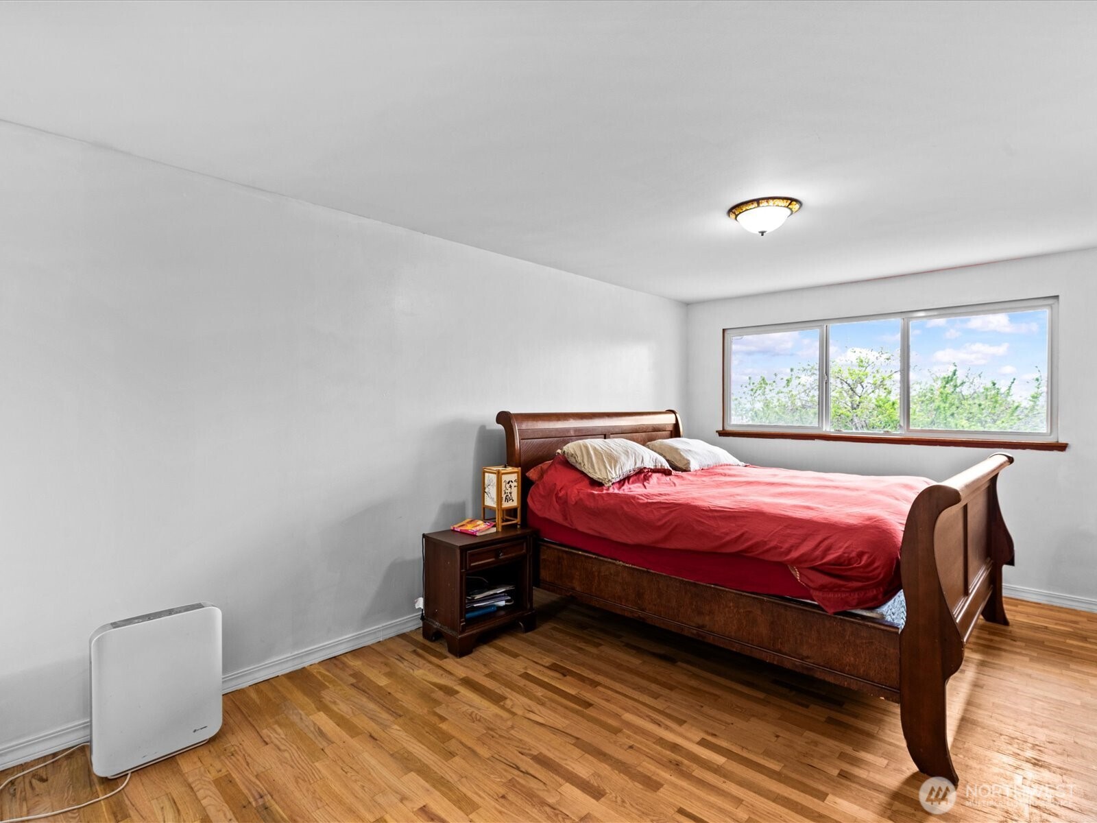 14445 5th Avenue S, Burien, WA 98168