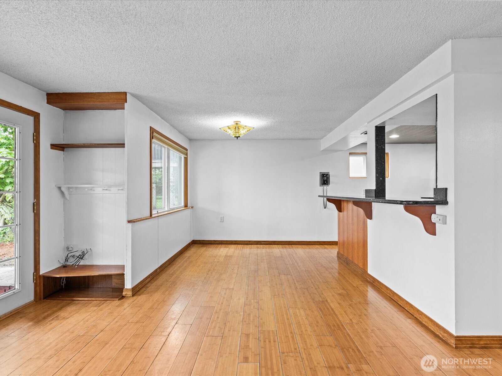 14445 5th Avenue S, Burien, WA 98168