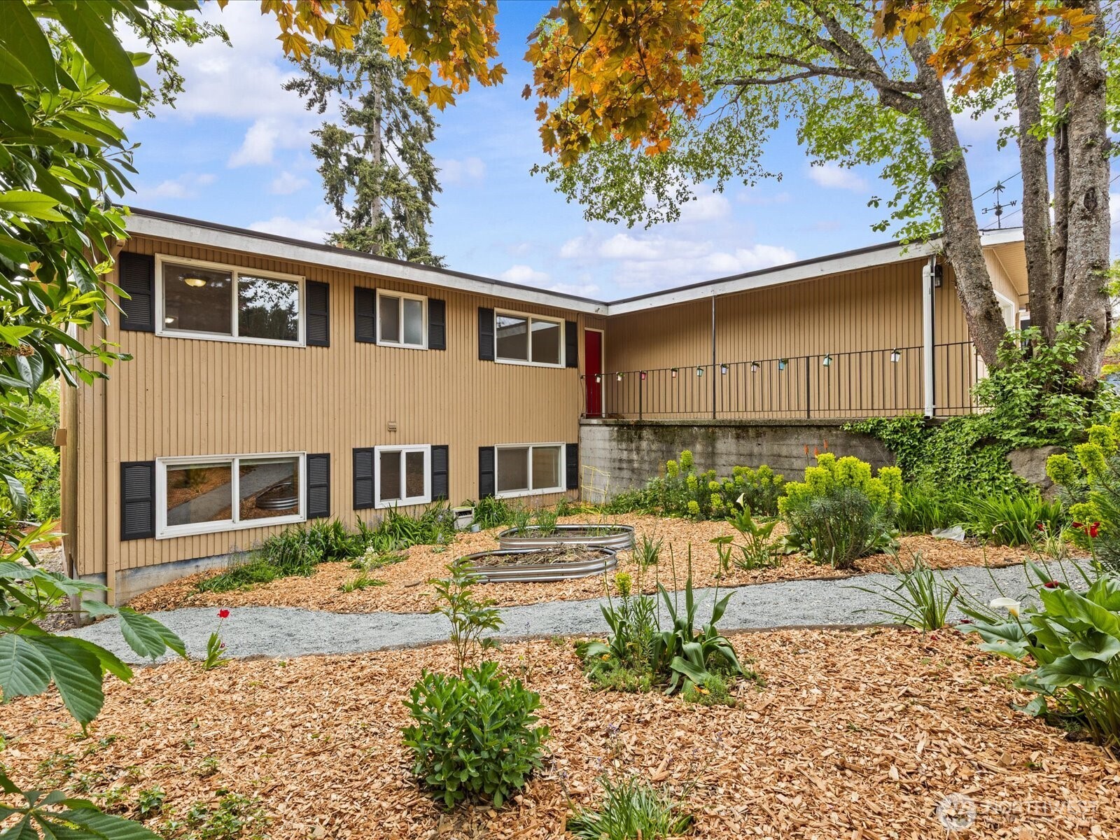 14445 5th Avenue S, Burien, WA 98168
