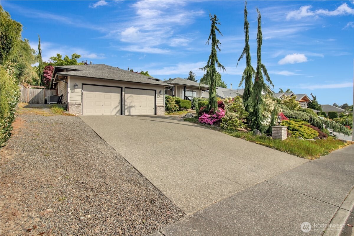 7307 76th Dr Drive NE, Marysville, WA 98270