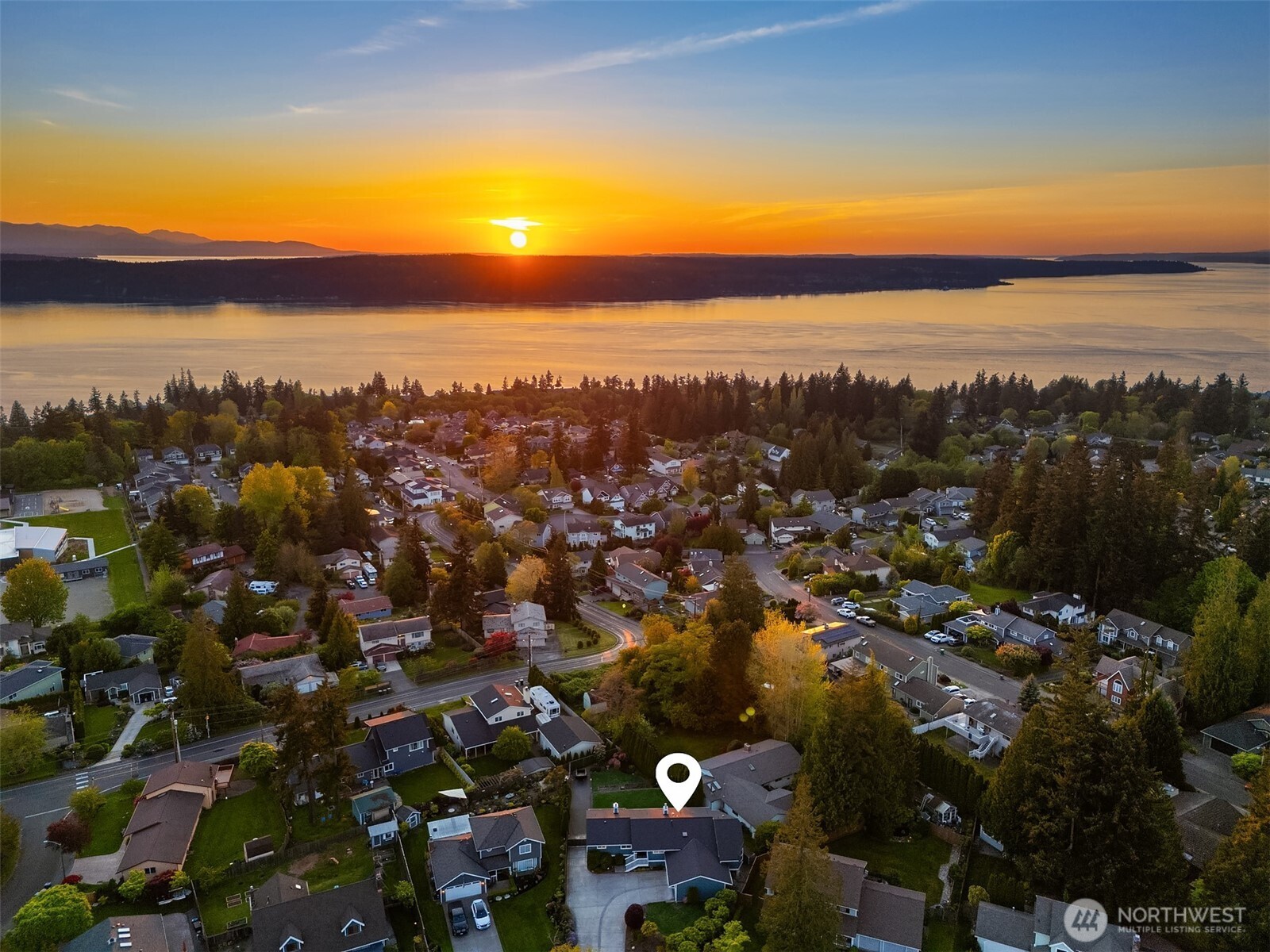 7081 47th Avenue W, Mukilteo, WA 98275