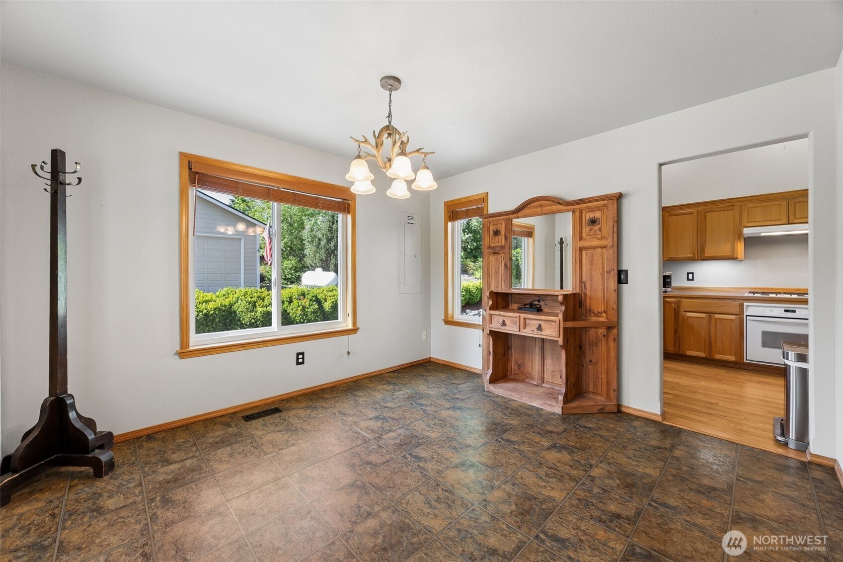 28711 30th Ave E , Spanaway, WA 98387