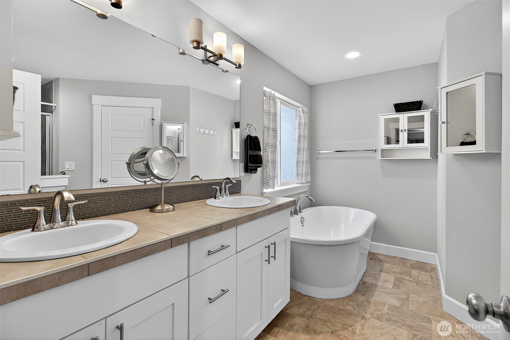 18215 SE 248th Street , Covington, WA 98042