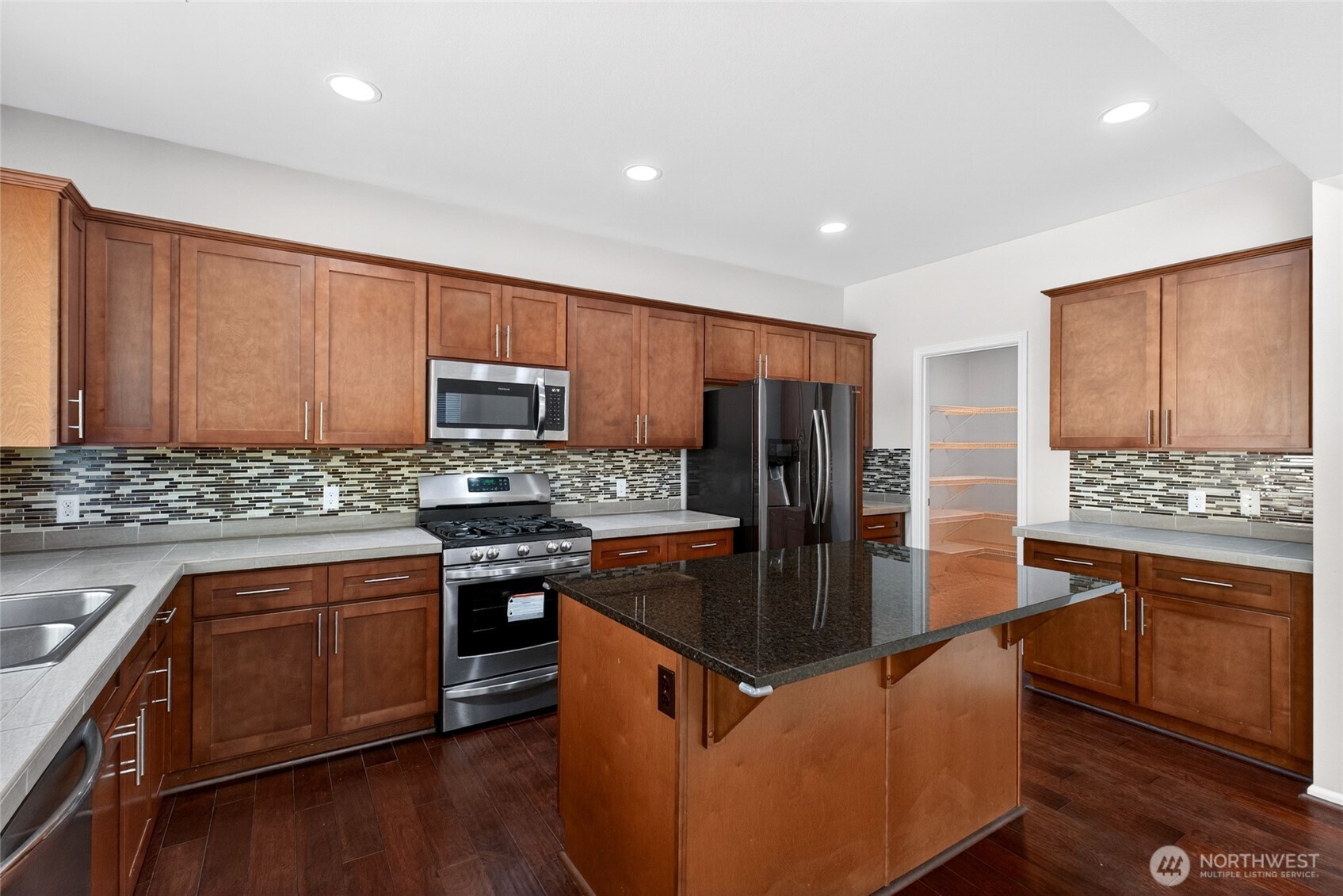 4932 S 322nd Street , Auburn, WA 98001