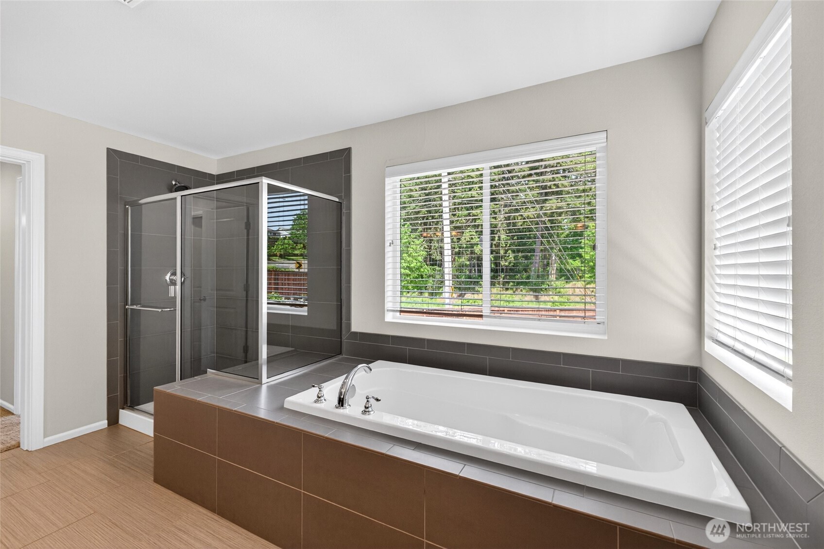 4932 S 322nd Street , Auburn, WA 98001