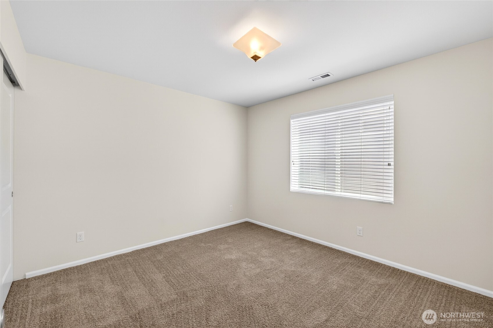 4932 S 322nd Street , Auburn, WA 98001