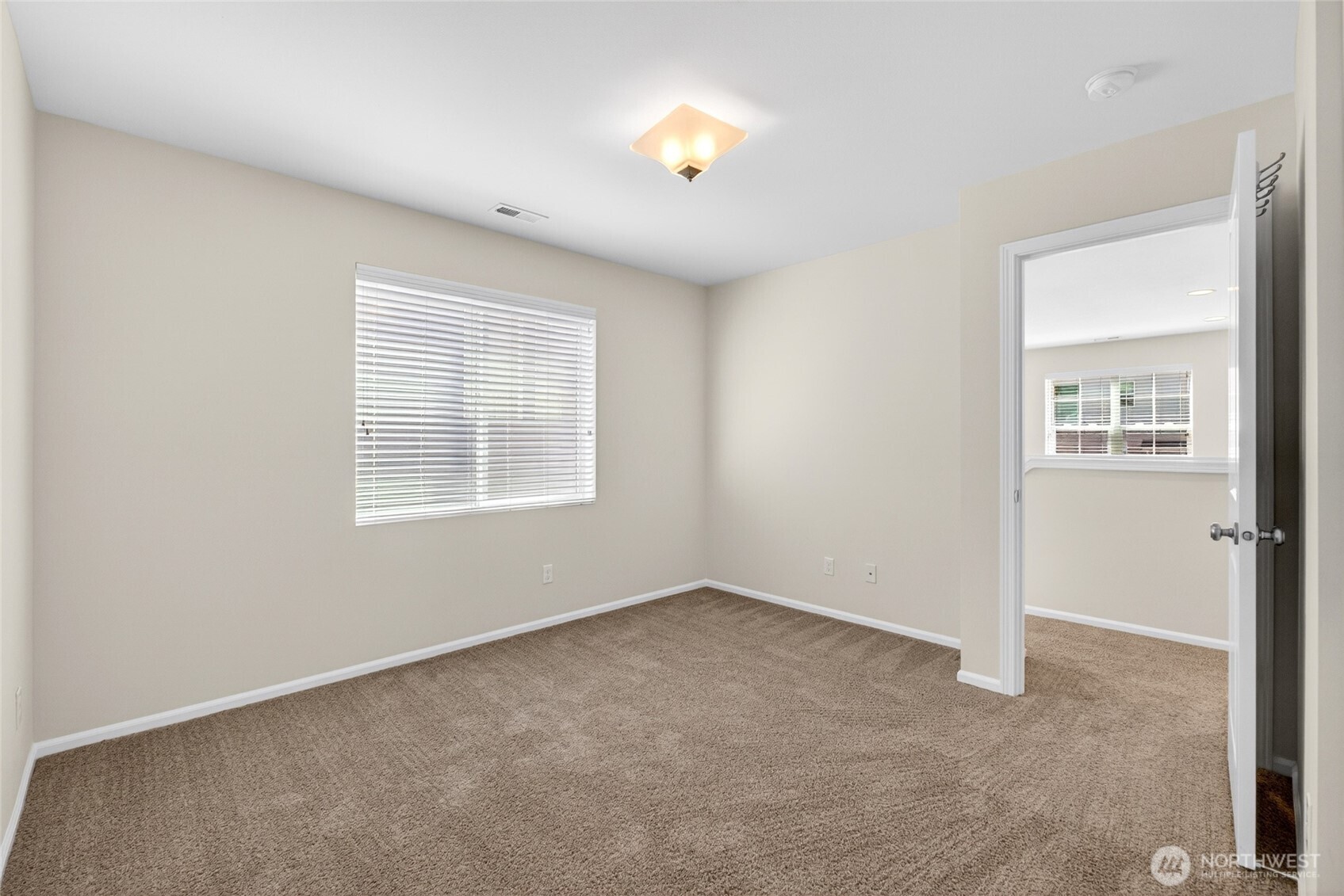 4932 S 322nd Street , Auburn, WA 98001