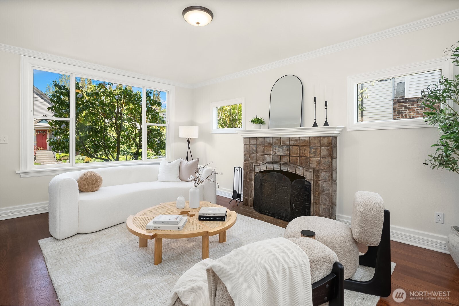 715 N 72nd Street , Seattle, WA 98103