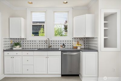 715 N 72nd Street , Seattle, WA 98103 - Photo 11