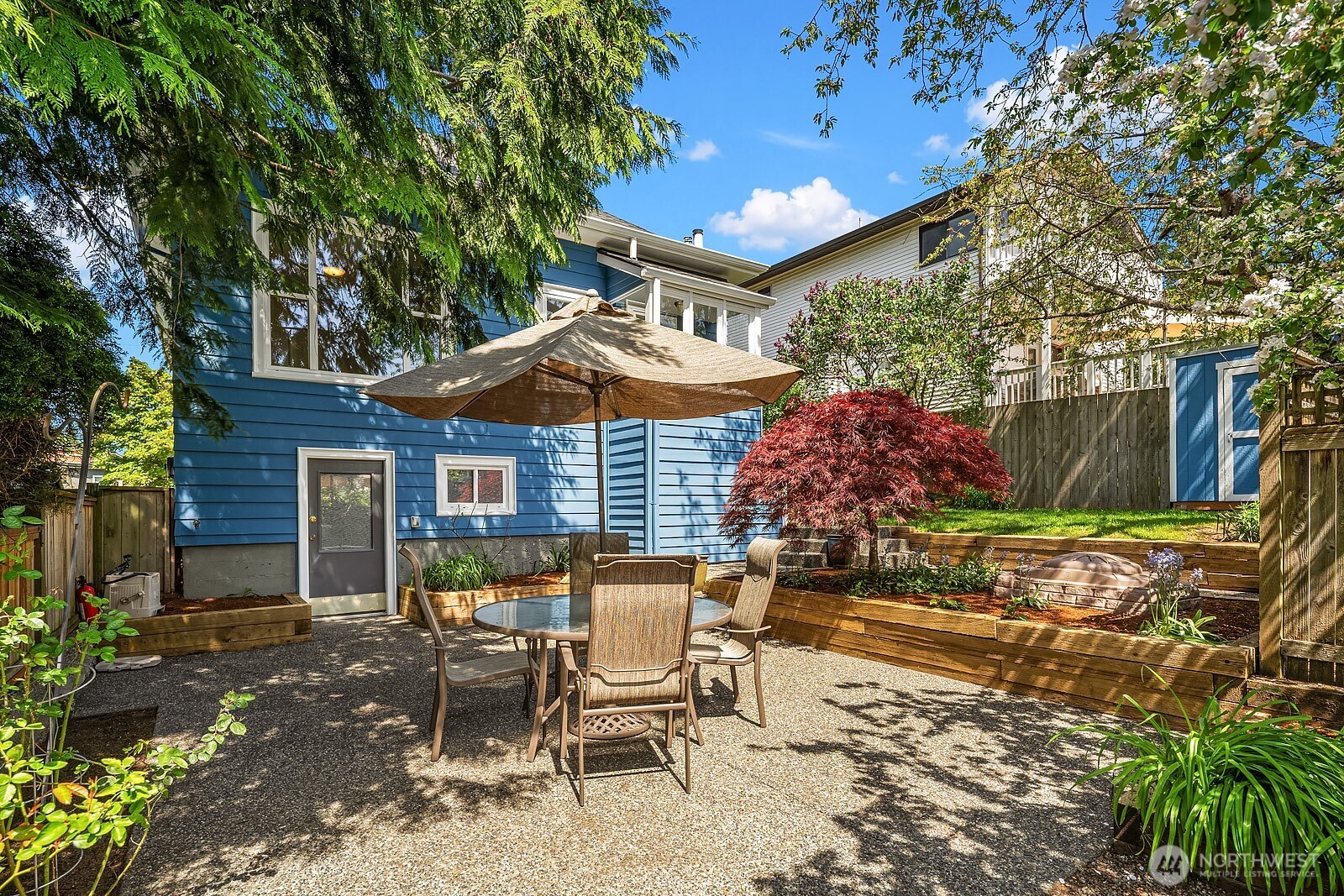715 N 72nd Street , Seattle, WA 98103