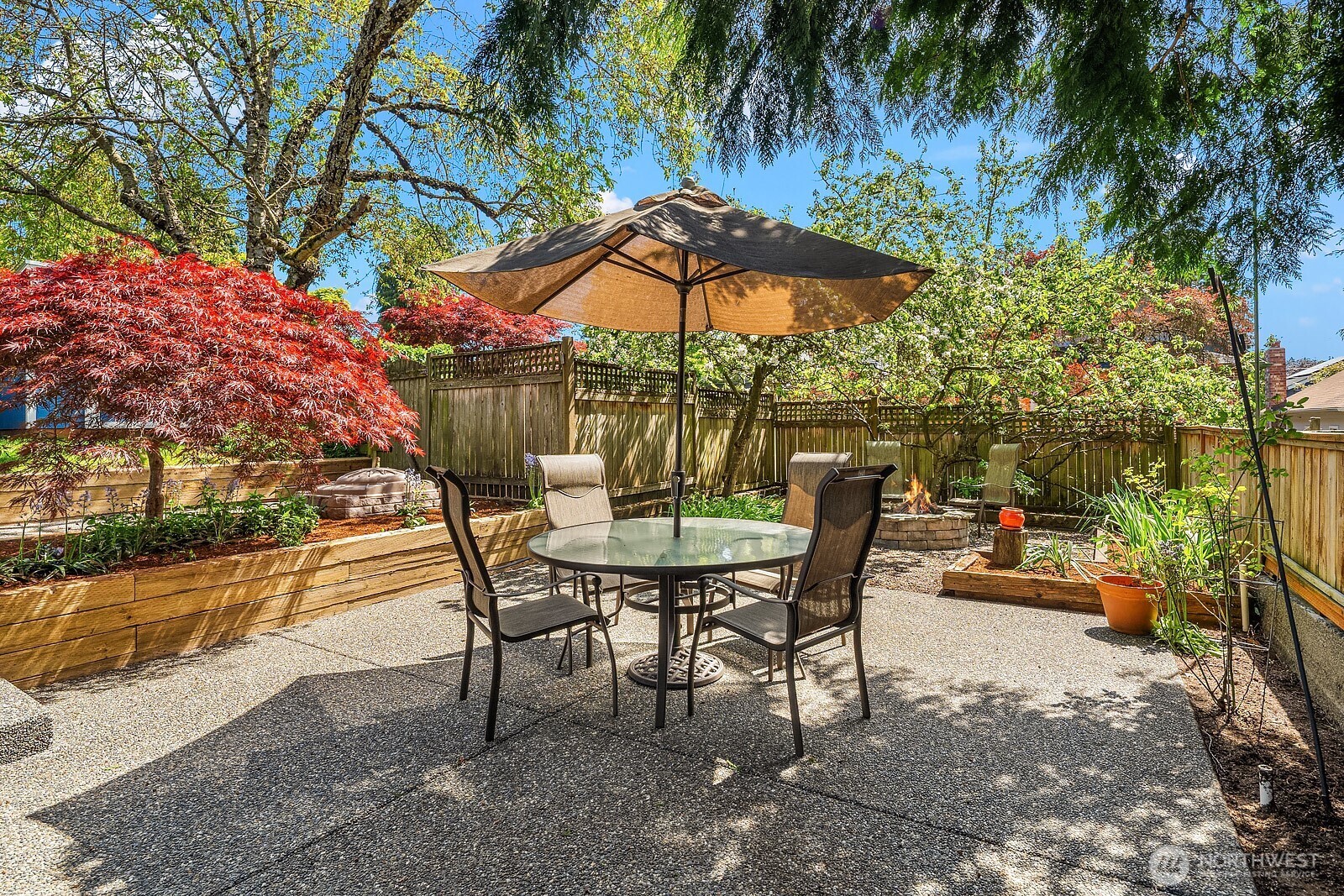 715 N 72nd Street , Seattle, WA 98103