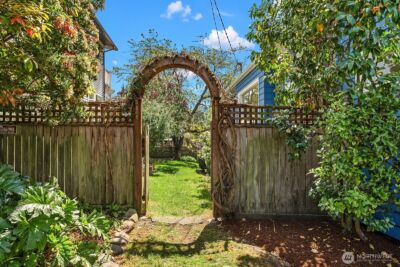 715 N 72nd Street , Seattle, WA 98103 - Photo 30