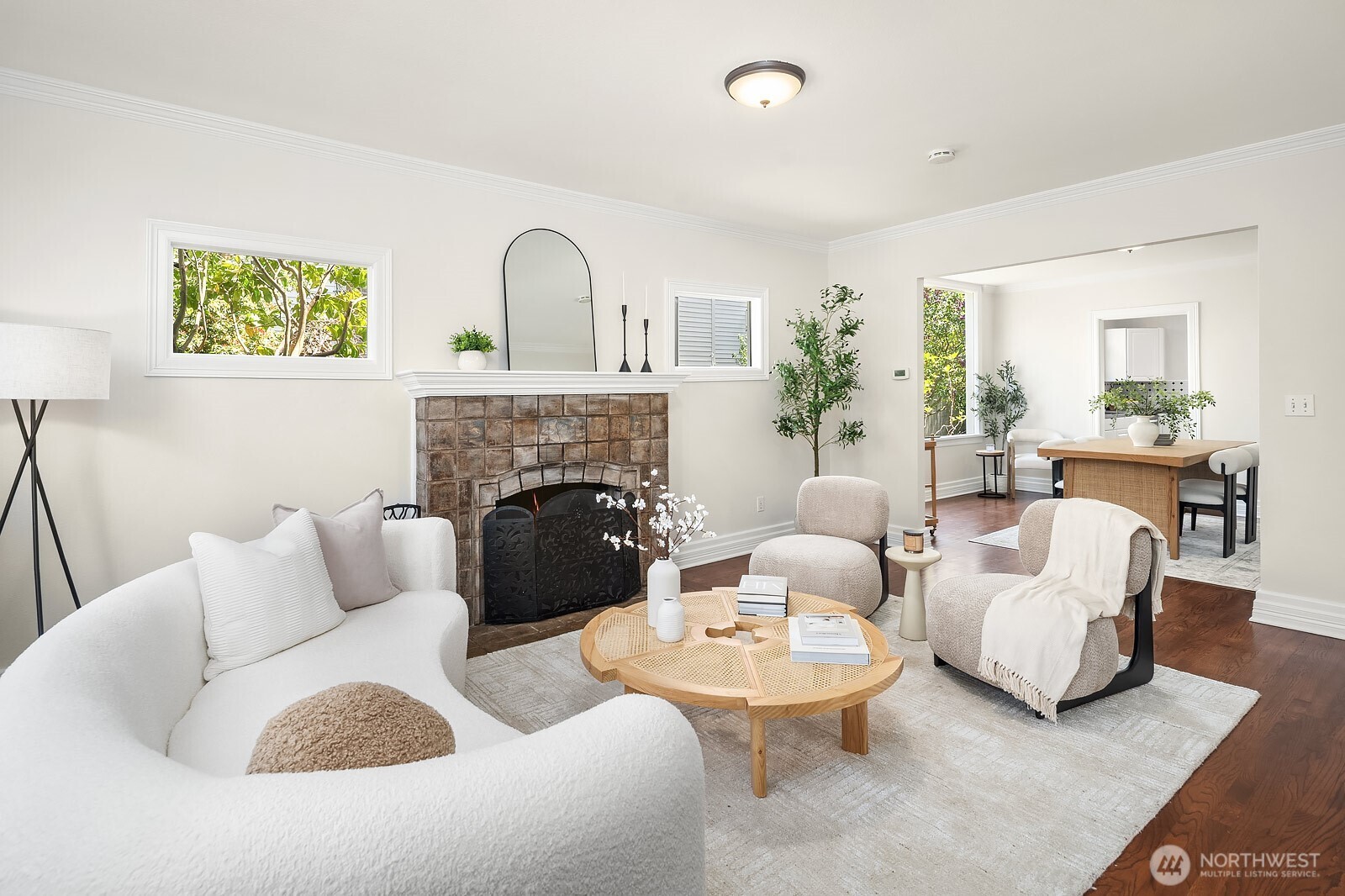 715 N 72nd Street , Seattle, WA 98103