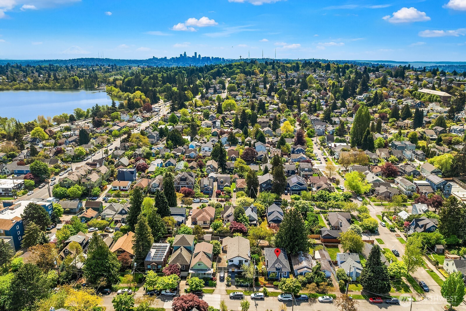 715 N 72nd Street , Seattle, WA 98103