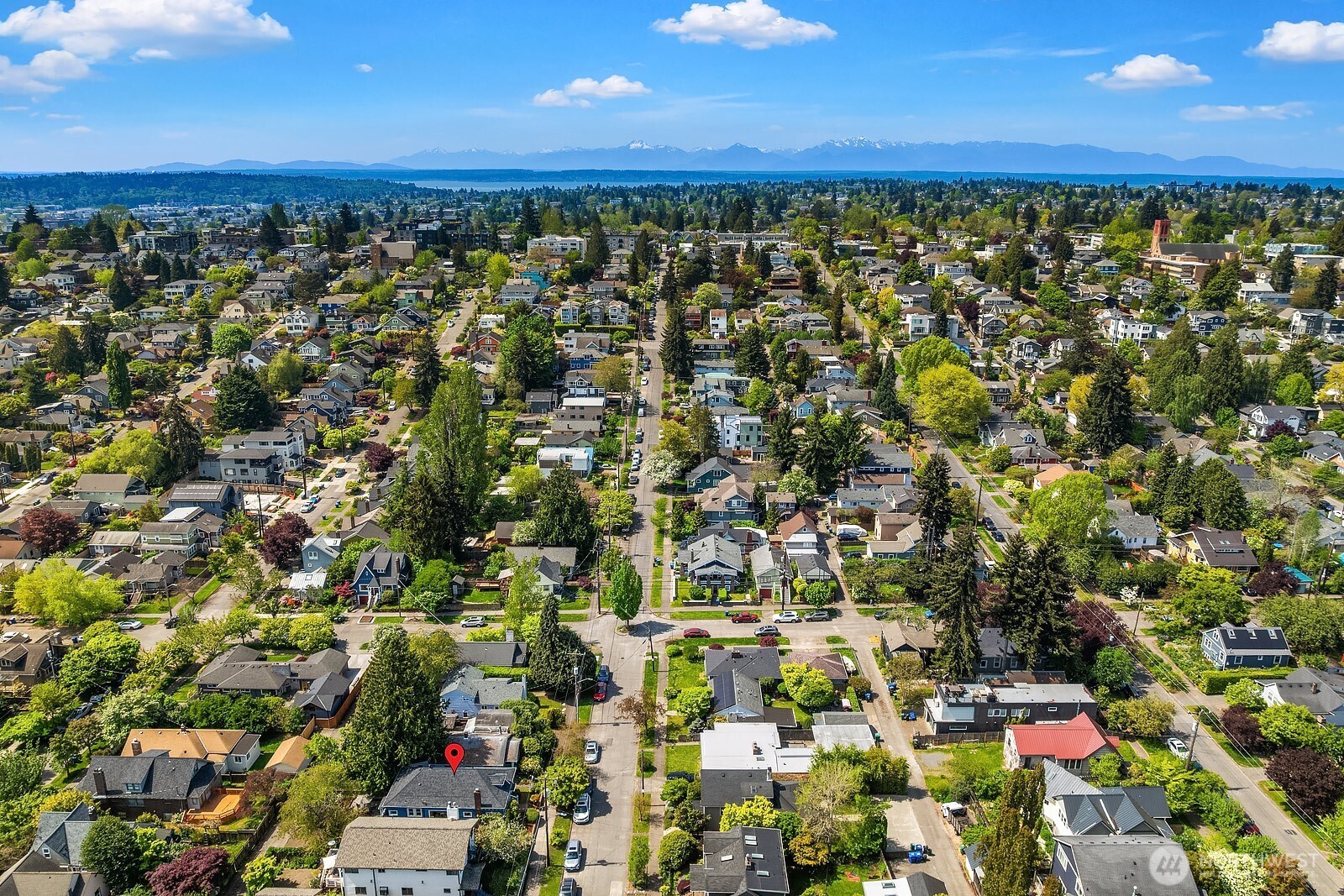 715 N 72nd Street , Seattle, WA 98103