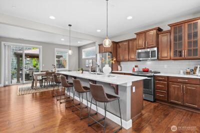 20048 94th Drive NE, Bothell, WA 98011-2348 - Photo 4