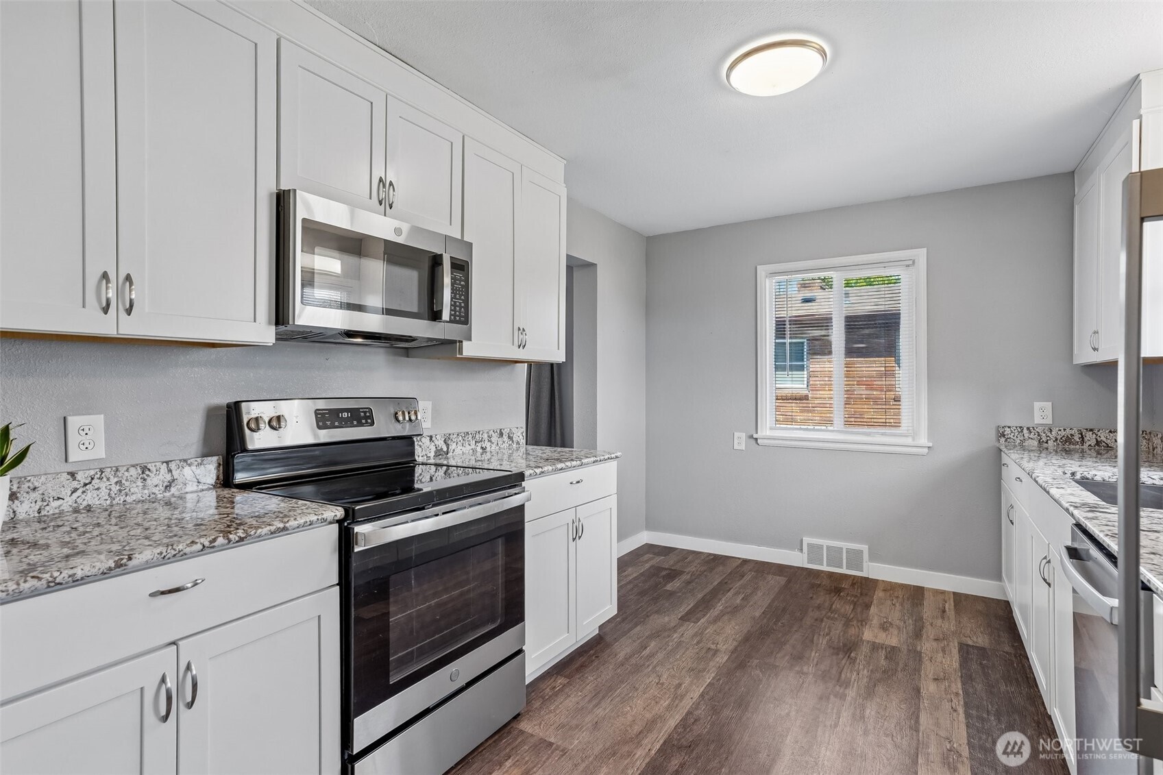 2319 S J Street , Tacoma, WA 98405