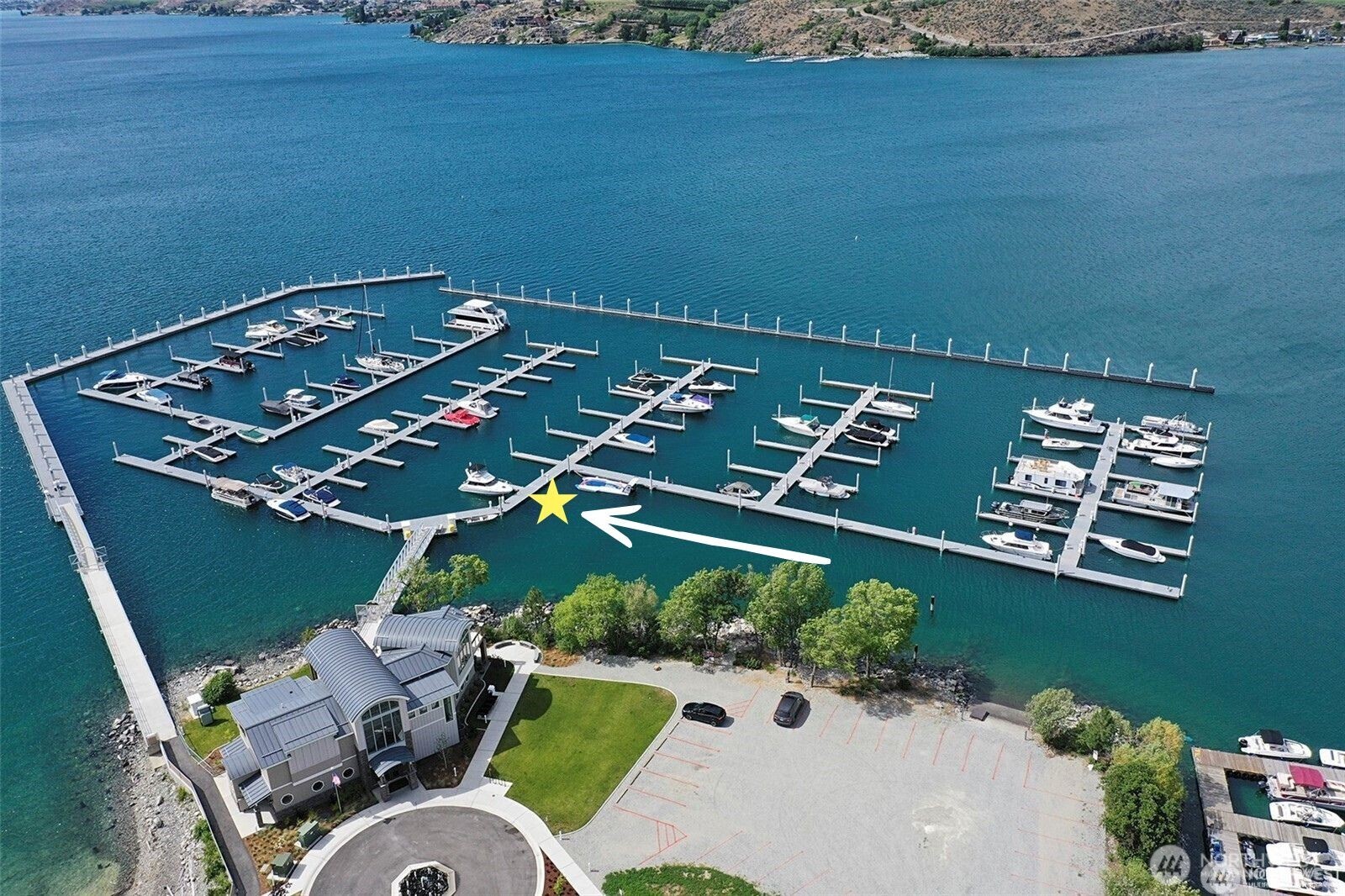 1350 W Woodin Avenue #WB6, Chelan, WA 98816