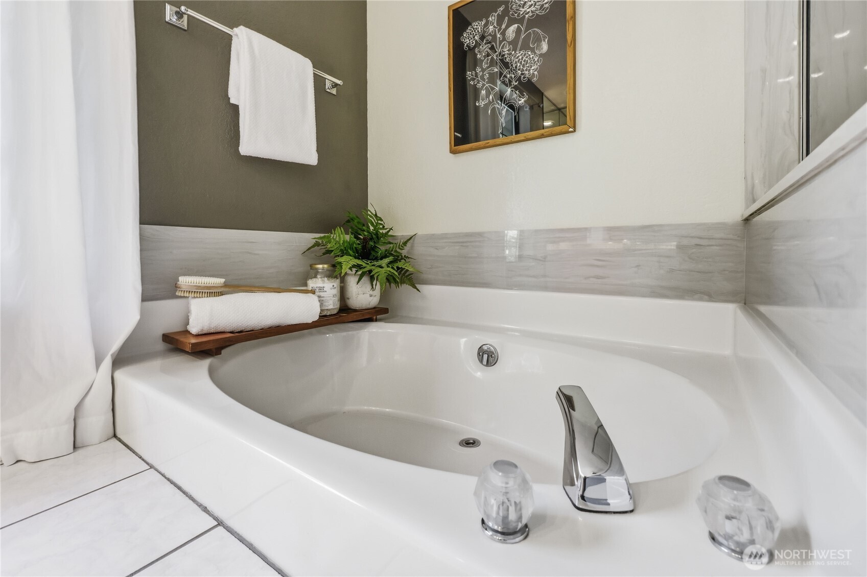 3806 NW Orilla Street , Poulsbo, WA 98370
