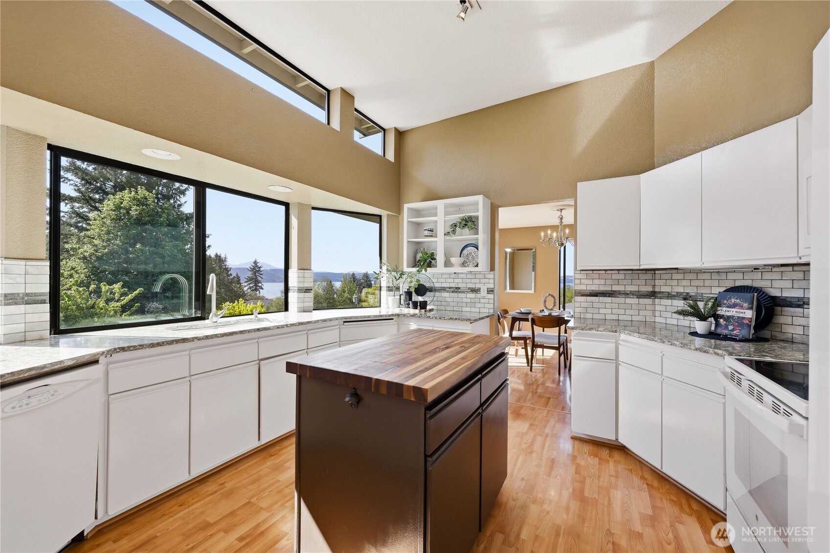 3806 NW Orilla Street , Poulsbo, WA 98370