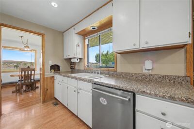 721 Rd 20 NE, Soap Lake, WA 98851 - Photo 10