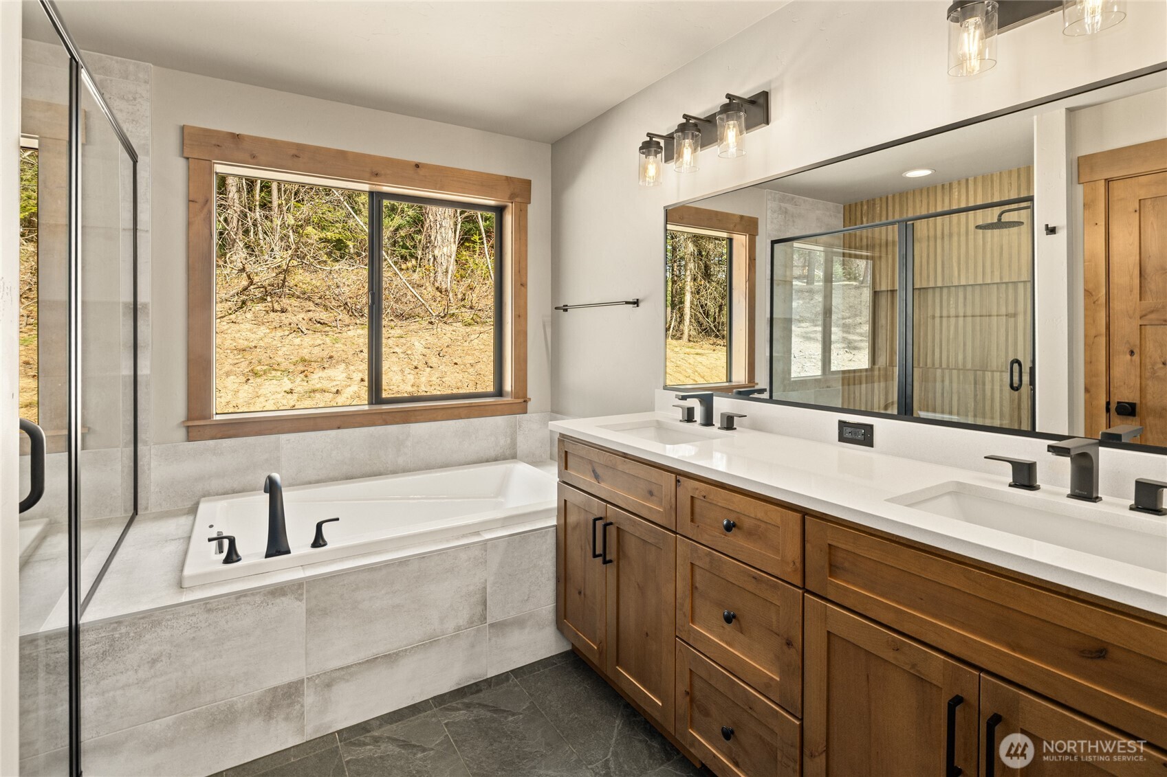 121 Bitterroot Lane , Ronald, WA 98940