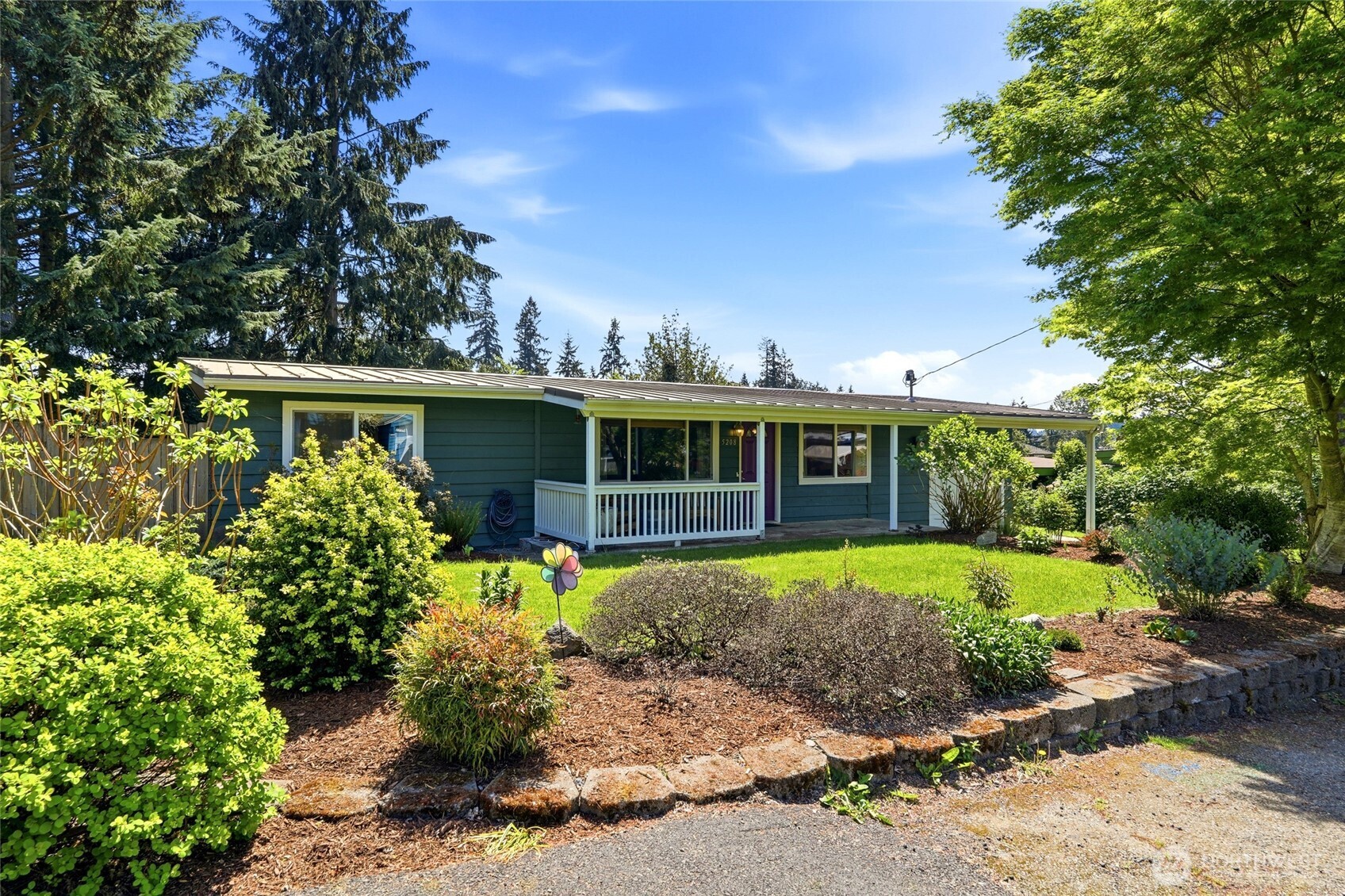 5208 191st Street SW, Lynnwood, WA 98036