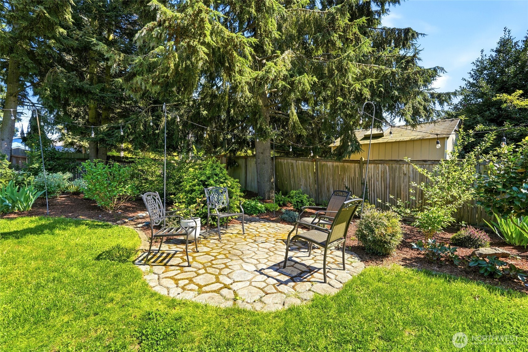 5208 191st Street SW, Lynnwood, WA 98036