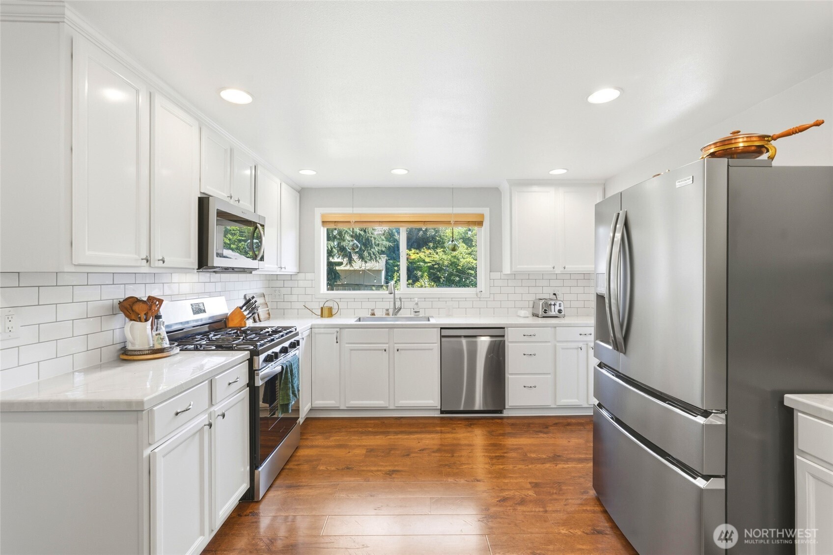 5208 191st Street SW, Lynnwood, WA 98036