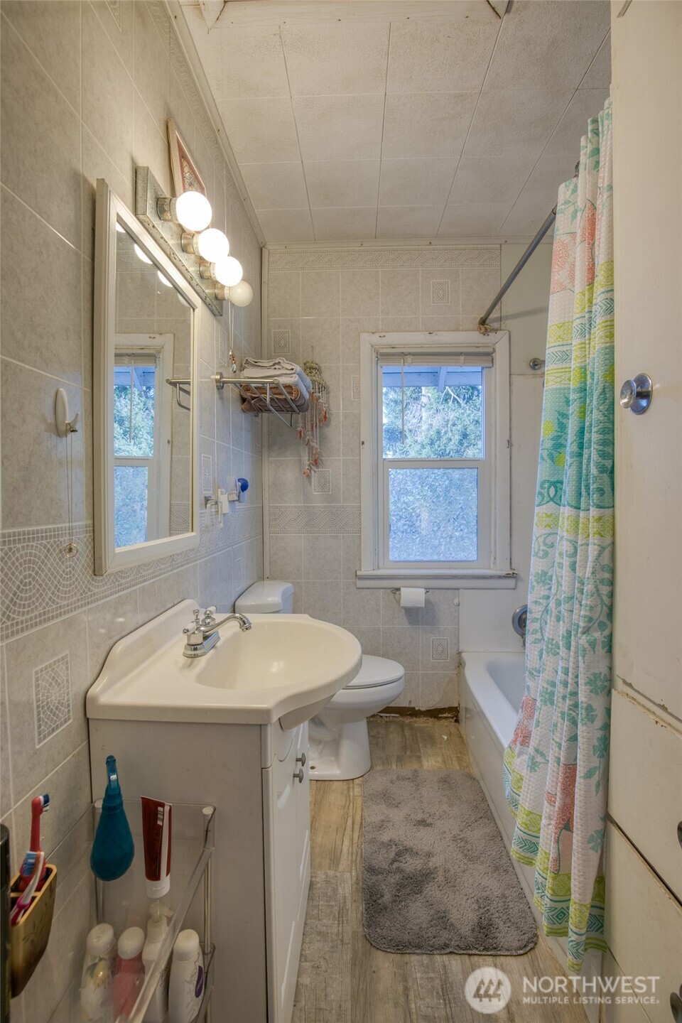 251 N Second Street , Toledo, WA 98591