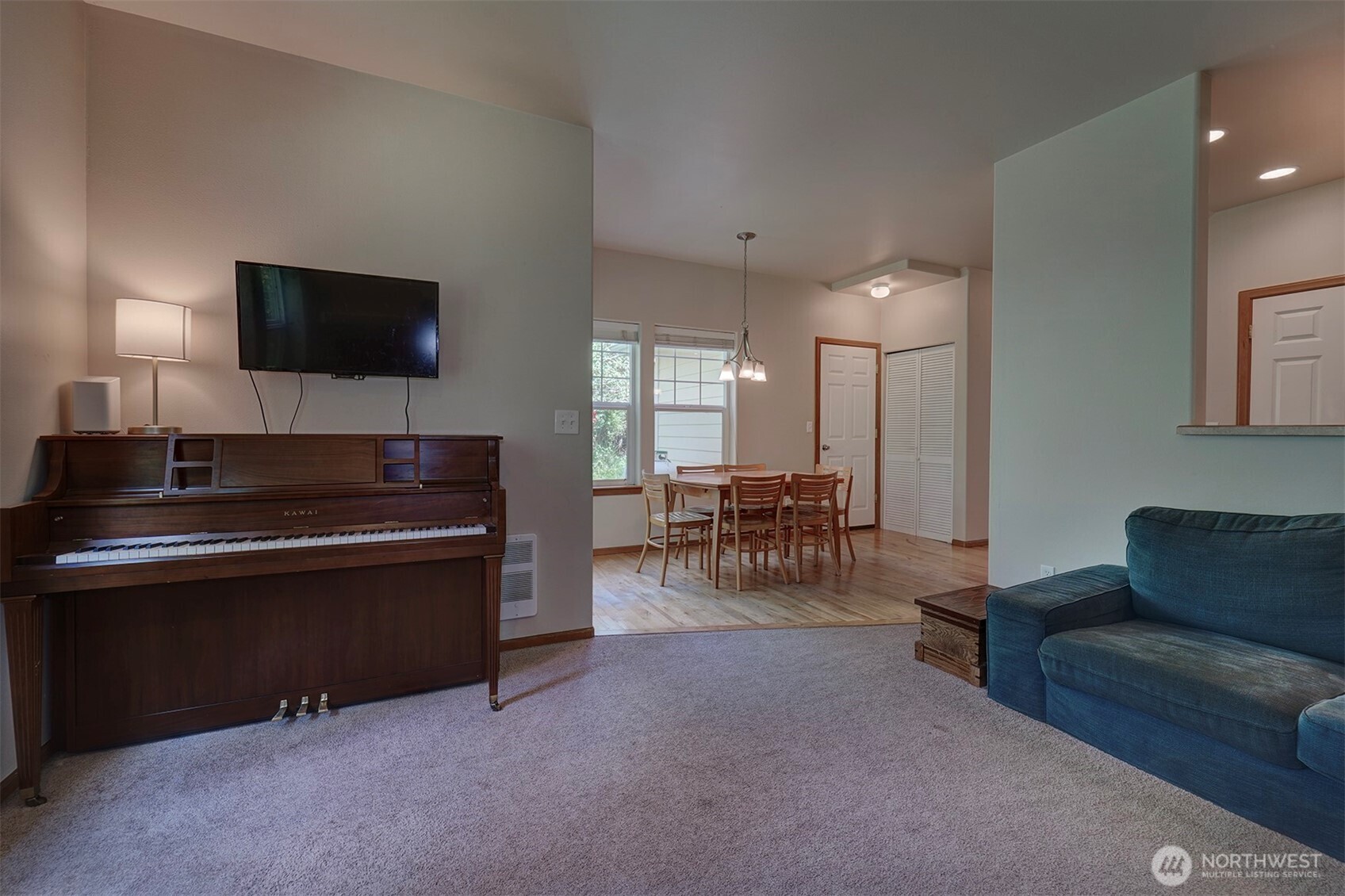 10648 NE Kingston Meadow Circle , Kingston, WA 98346