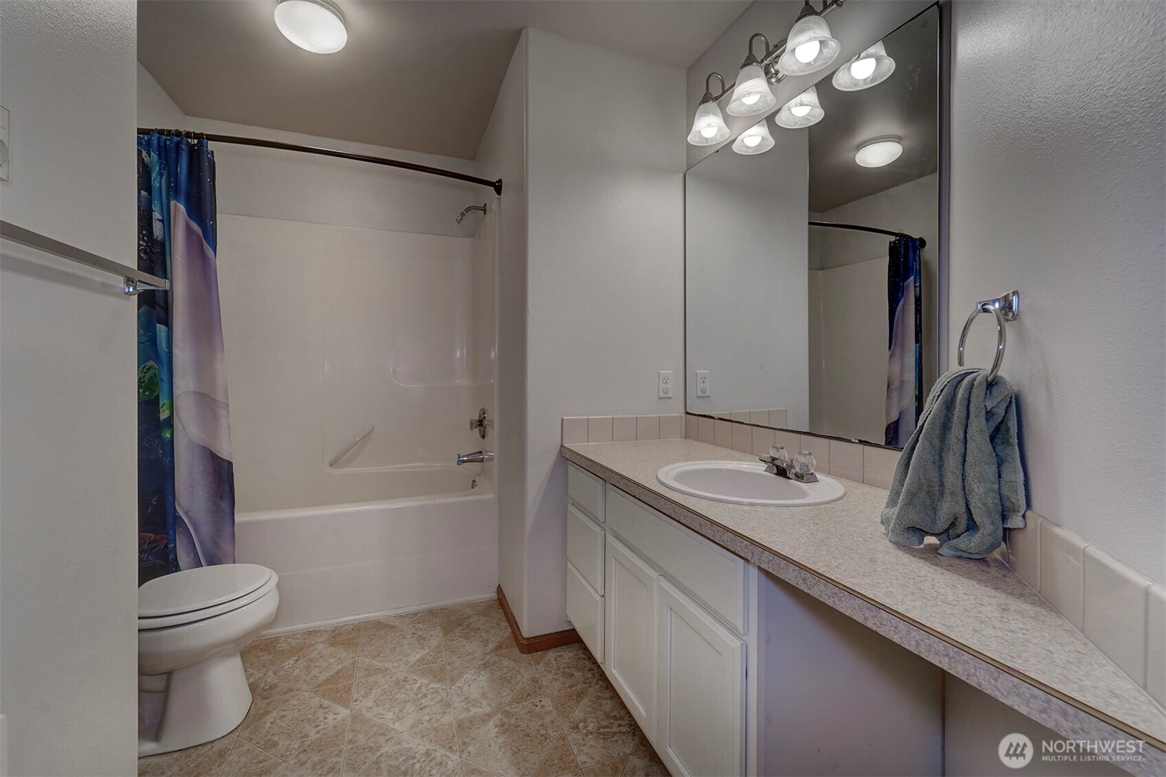 10648 NE Kingston Meadow Circle , Kingston, WA 98346