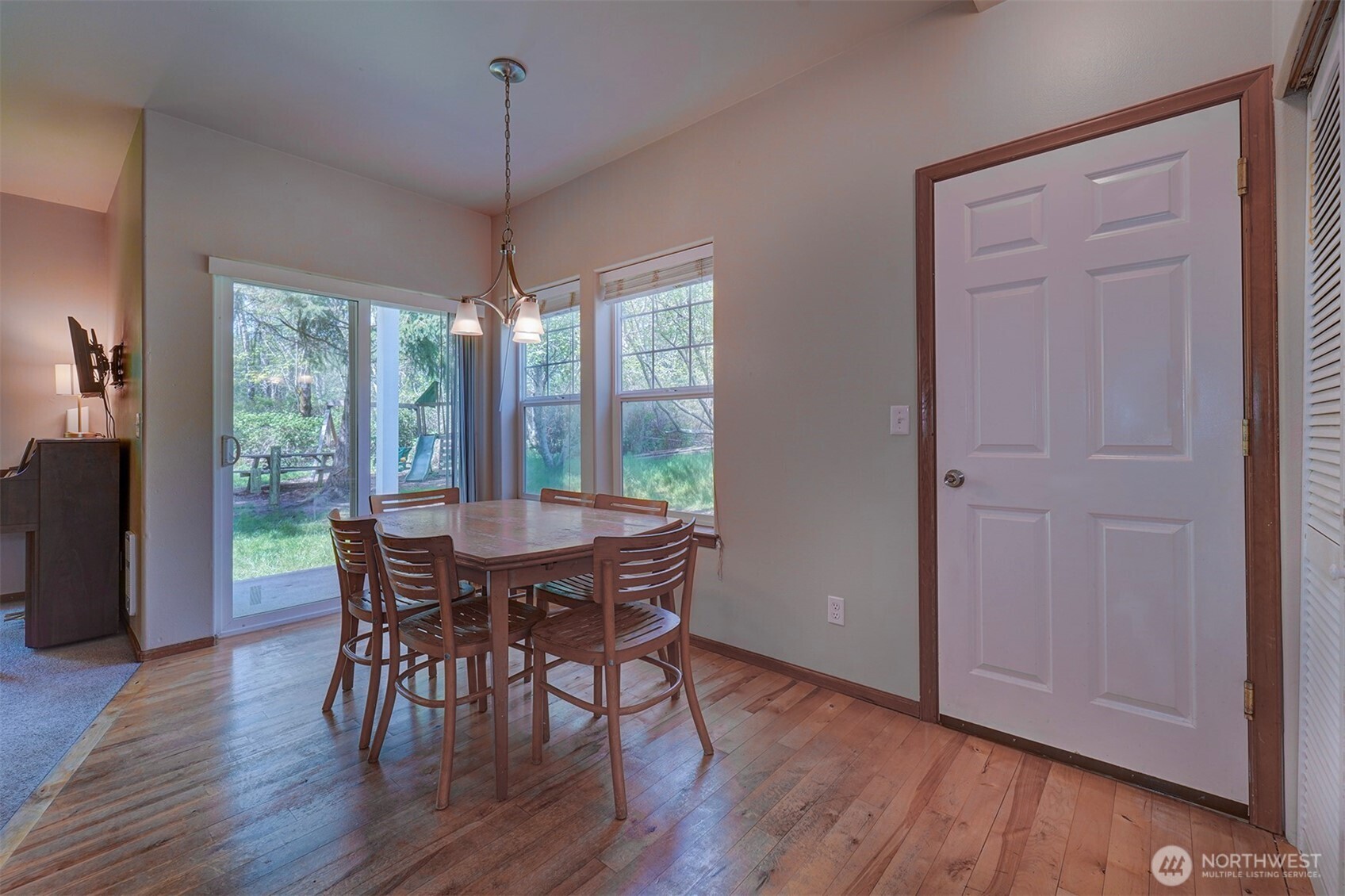 10648 NE Kingston Meadow Circle , Kingston, WA 98346
